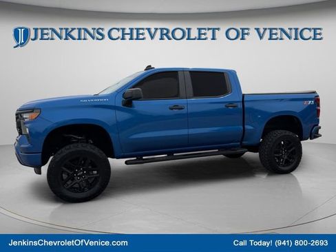 Used 2023 Chevrolet Silverado 1500 Custom RWD image 10