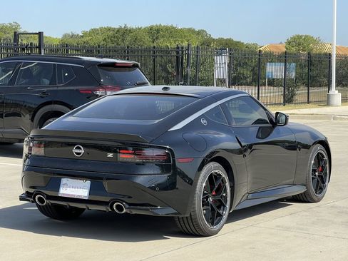 New 2027 Nissan Z Performance RWD image 4