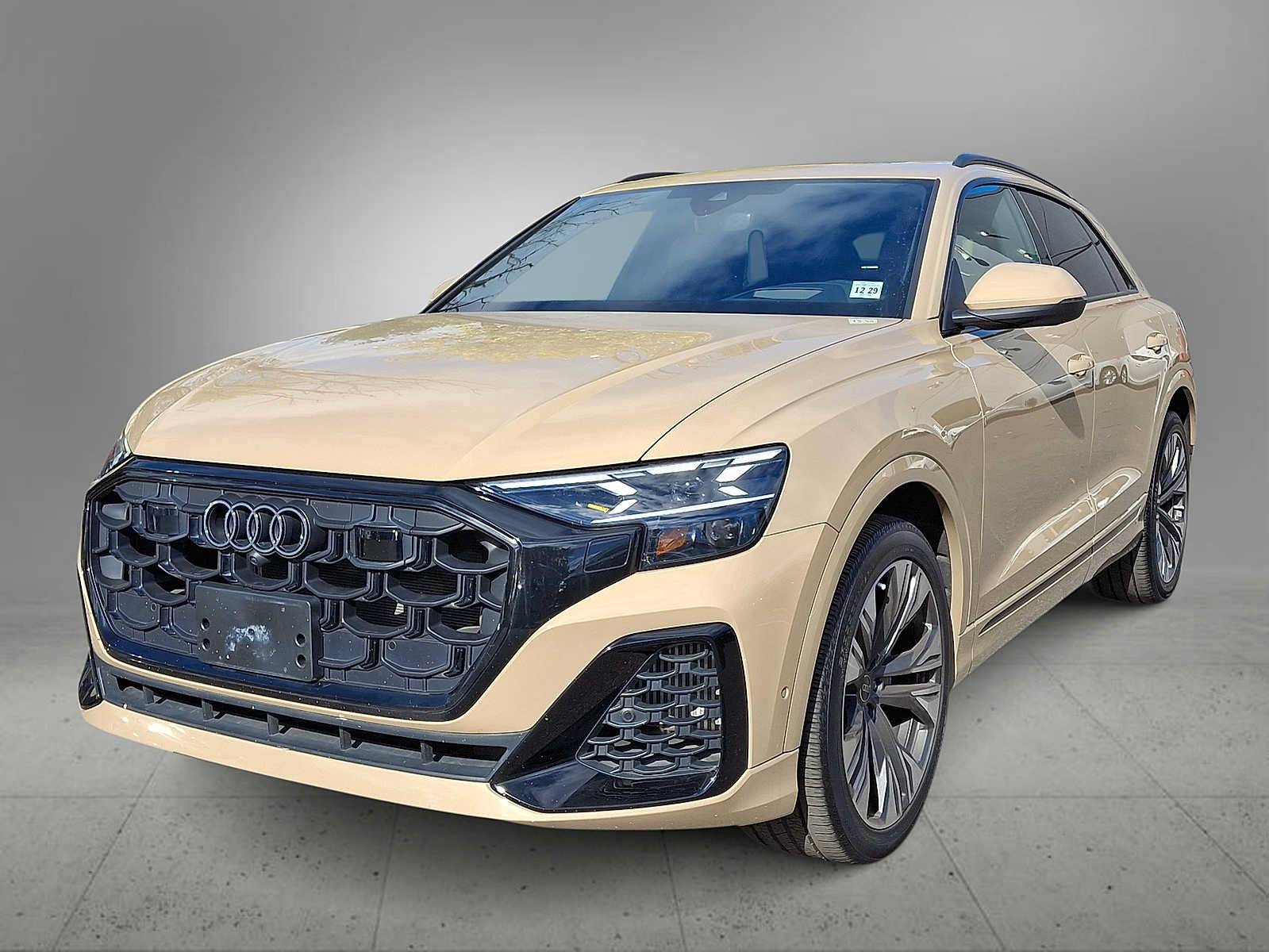 Certified 2025 Audi Q8 Prestige AWD/4WD image 1