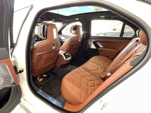New 2026 BMW 740i w/ Executive Package RWD image 25
