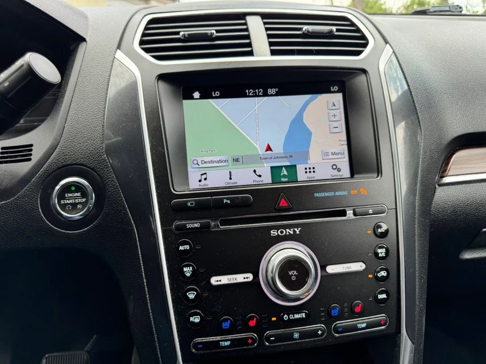 Used 2017 Ford Explorer Limited AWD/4WD image 27
