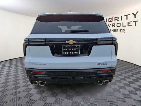 New 2026 Chevrolet Traverse High Country image 5