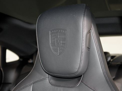 Used 2026 Porsche Taycan image 19