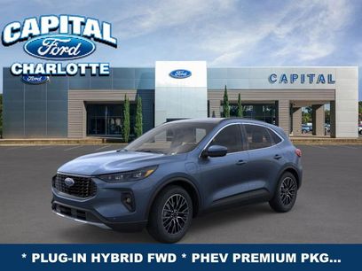 New 2025 Ford Escape SE w/ PHEV Premium Package