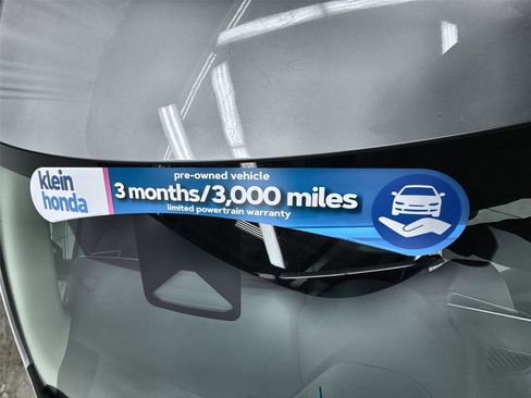 Used 2024 Toyota Corolla LE image 25