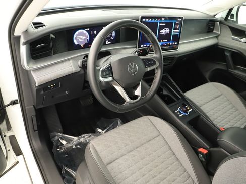 Used 2025 Volkswagen Tiguan S FWD image 15