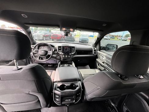 Used 2021 RAM 1500 Big Horn AWD/4WD image 35