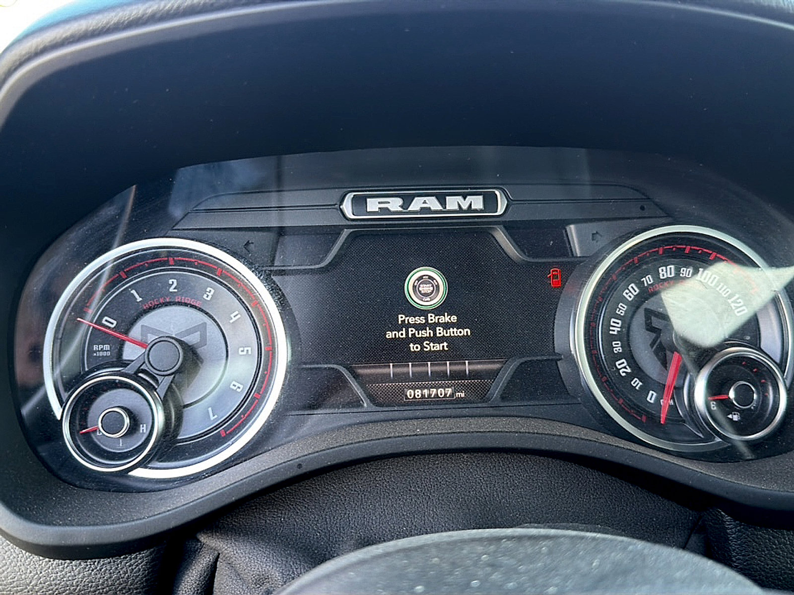 Used 2022 RAM 1500 Big Horn AWD/4WD image 15