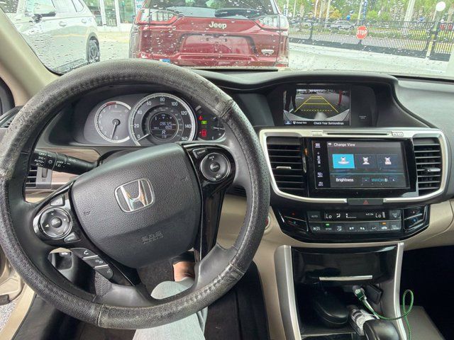 Used 2017 Honda Accord EX-L image 5