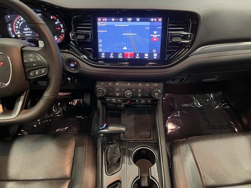 Used 2023 Dodge Durango GT AWD/4WD image 17
