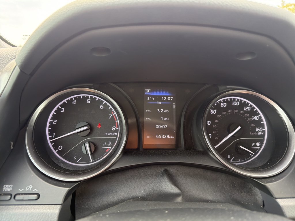 Used 2023 Toyota Camry SE FWD image 27