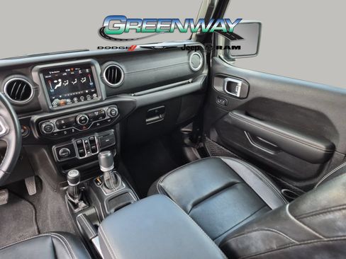 Used 2022 Jeep Wrangler Unlimited Sahara w/ LED Lighting Group AWD/4WD image 11