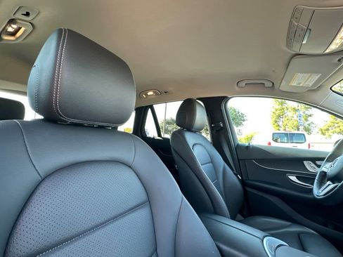 Used 2022 Mercedes-Benz GLC 300 image 18