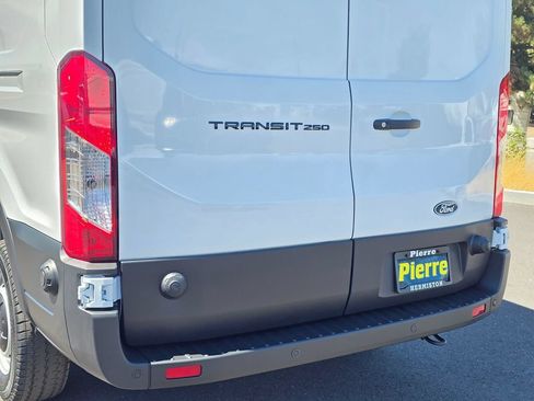 New 2026 Ford Transit 250 148 High Roof RWD image 7