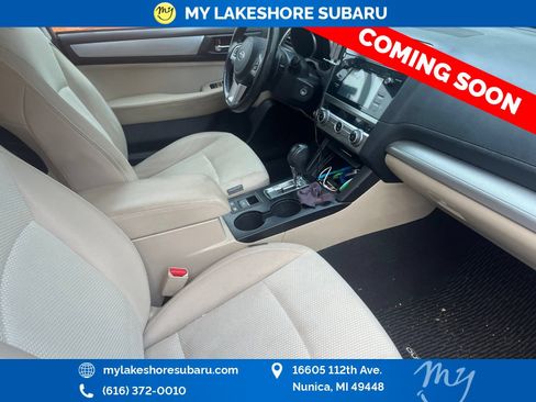 Used 2015 Subaru Outback 2.5i Premium AWD/4WD image 9