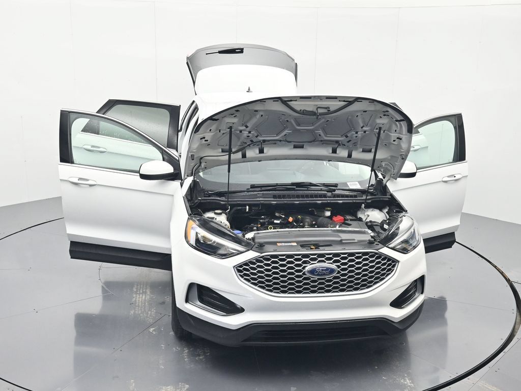 Used 2024 Ford Edge SEL AWD/4WD image 44