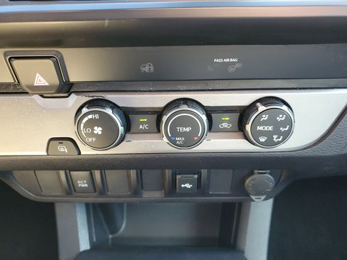 Used 2023 Toyota Tacoma SR5 image 32