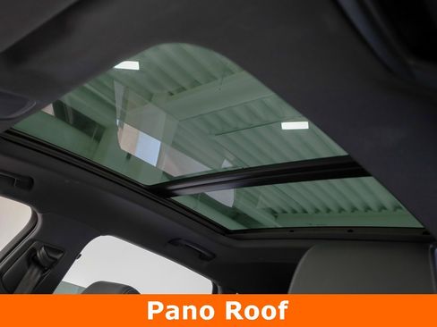 Used 2023 Audi e-tron Premium Plus w/ Premium Plus Package image 12