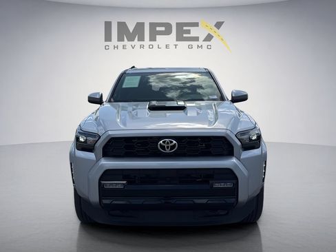 Used 2025 Toyota 4Runner TRD Sport AWD/4WD image 8