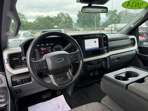 Used 2024 Ford F250 XLT AWD/4WD image 23