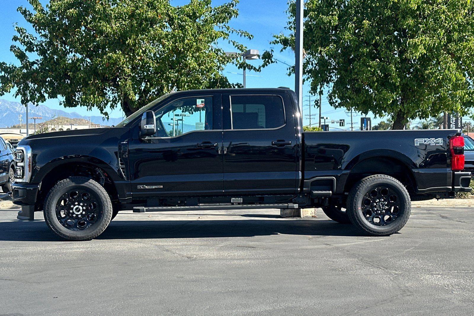 New 2026 Ford F250 Lariat w/ Black Appearance Package AWD/4WD image 7