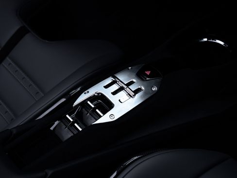 Used 2025 Ferrari 296 GTS image 33