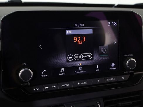 Used 2024 Nissan Pathfinder S AWD/4WD image 43
