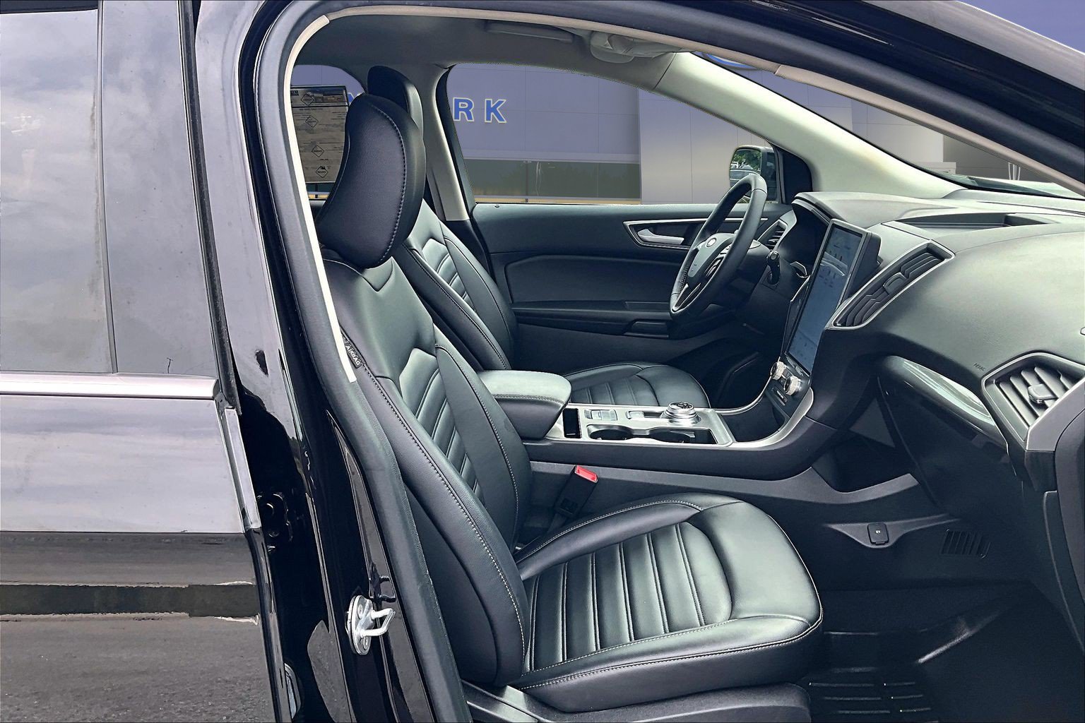 Used 2023 Ford Edge SEL w/ Convenience Package AWD/4WD image 29