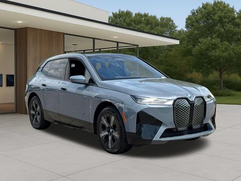 Certified 2024 BMW iX xDrive50 w/ Sport Package AWD/4WD image 6
