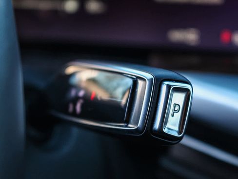 Used 2025 Cadillac Escalade Premium Luxury Platinum w/ LPO, Floor Liner Package image 22