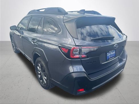 Used 2023 Subaru Outback Onyx Edition XT w/ Tech Package 2 AWD/4WD image 9