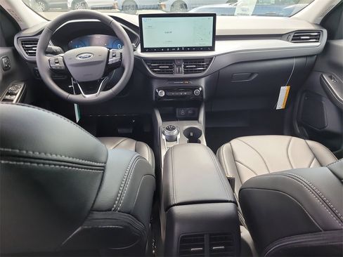 New 2025 Ford Escape SE w/ PHEV Premium Package image 12