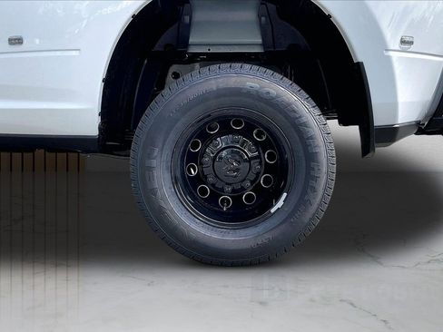 New 2026 RAM 3500 Big Horn AWD/4WD image 34