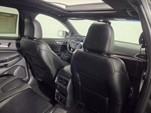 Used 2020 Ford Edge ST w/ Equipment Group 401A AWD/4WD image 31