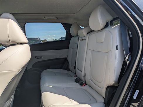 New 2025 Hyundai Tucson SEL image 14