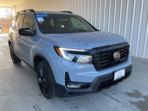 Certified 2024 Honda Passport Black Edition image 29