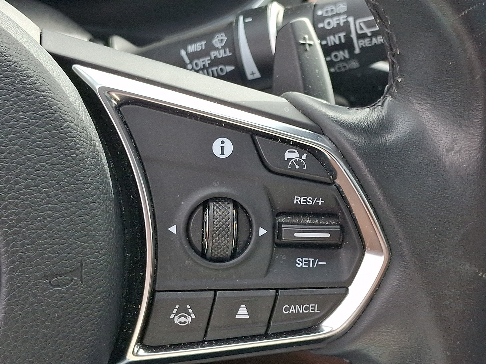 Certified 2024 Acura MDX w/ Technology Package AWD/4WD image 25