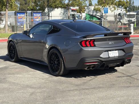 Used 2024 Ford Mustang GT Premium image 6