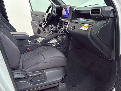 New 2026 Toyota Tacoma SR image 18