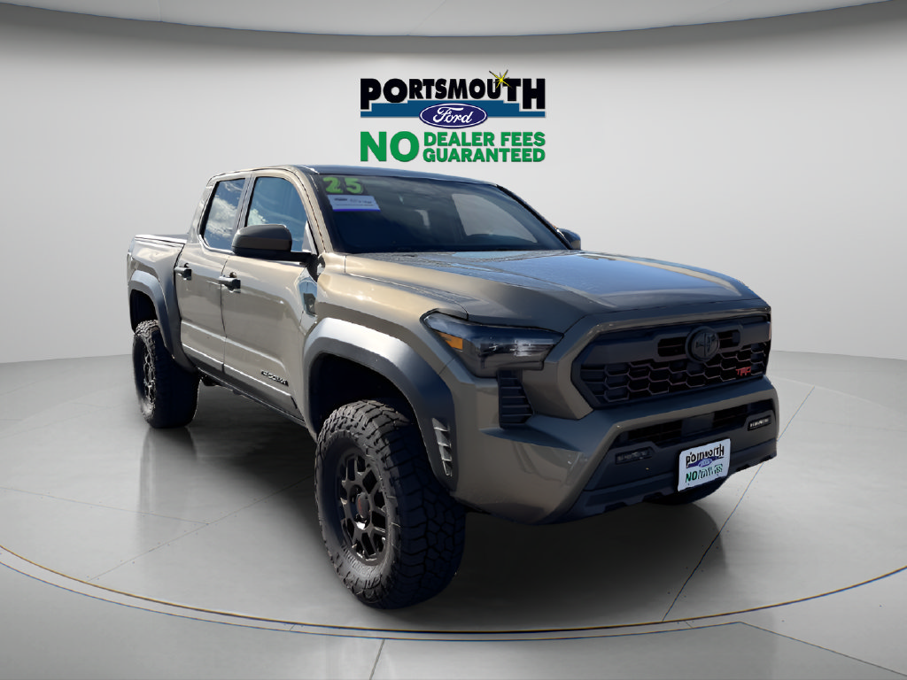 Used 2025 Toyota Tacoma TRD Off-Road AWD/4WD image 20