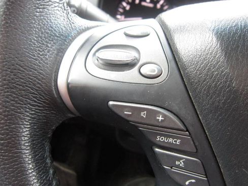 Used 2015 Nissan Pathfinder Platinum w/ Cargo Package image 18