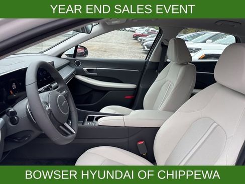 New 2026 Hyundai Sonata SEL image 4