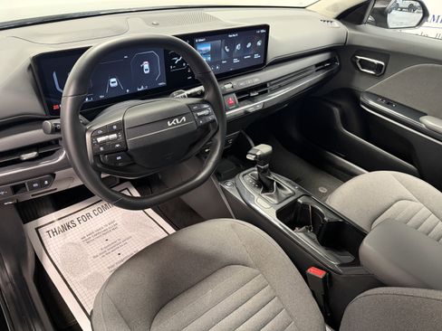 Used 2025 Kia K4 EX FWD image 4