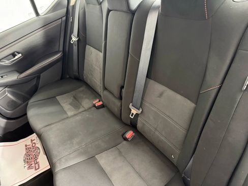 Used 2025 Nissan Sentra SR image 34