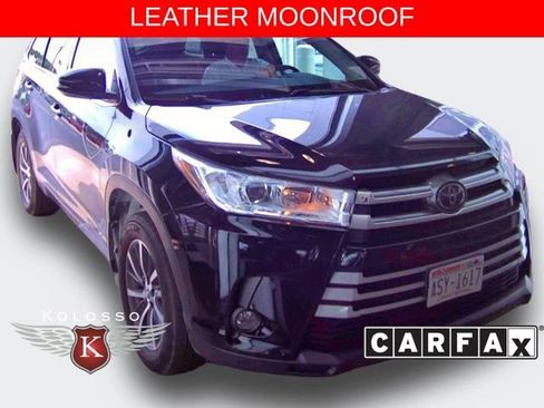 Used 2018 Toyota Highlander XLE AWD/4WD image 1