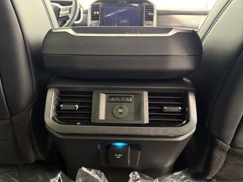 New 2025 Ford F150 Platinum w/ FX4 Off-Road Package image 26