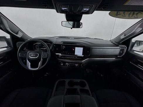 Used 2024 GMC Sierra 1500 SLE image 36