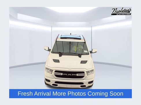 Used 2023 RAM 1500 Laramie AWD/4WD image 1