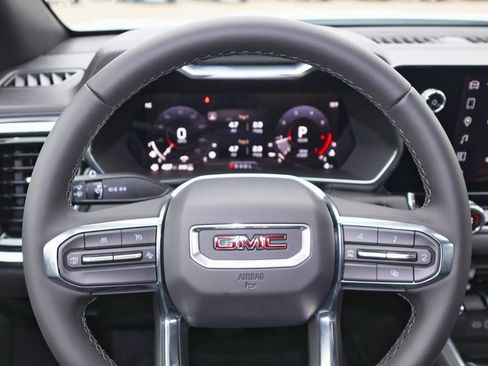 New 2026 GMC Canyon Elevation w/ Convenience Package image 14