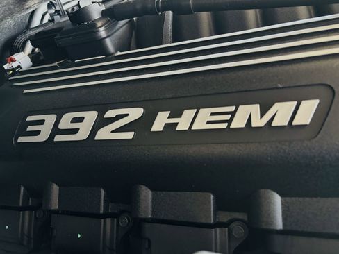 Used 2022 Dodge Durango SRT w/ Black Package AWD/4WD image 21